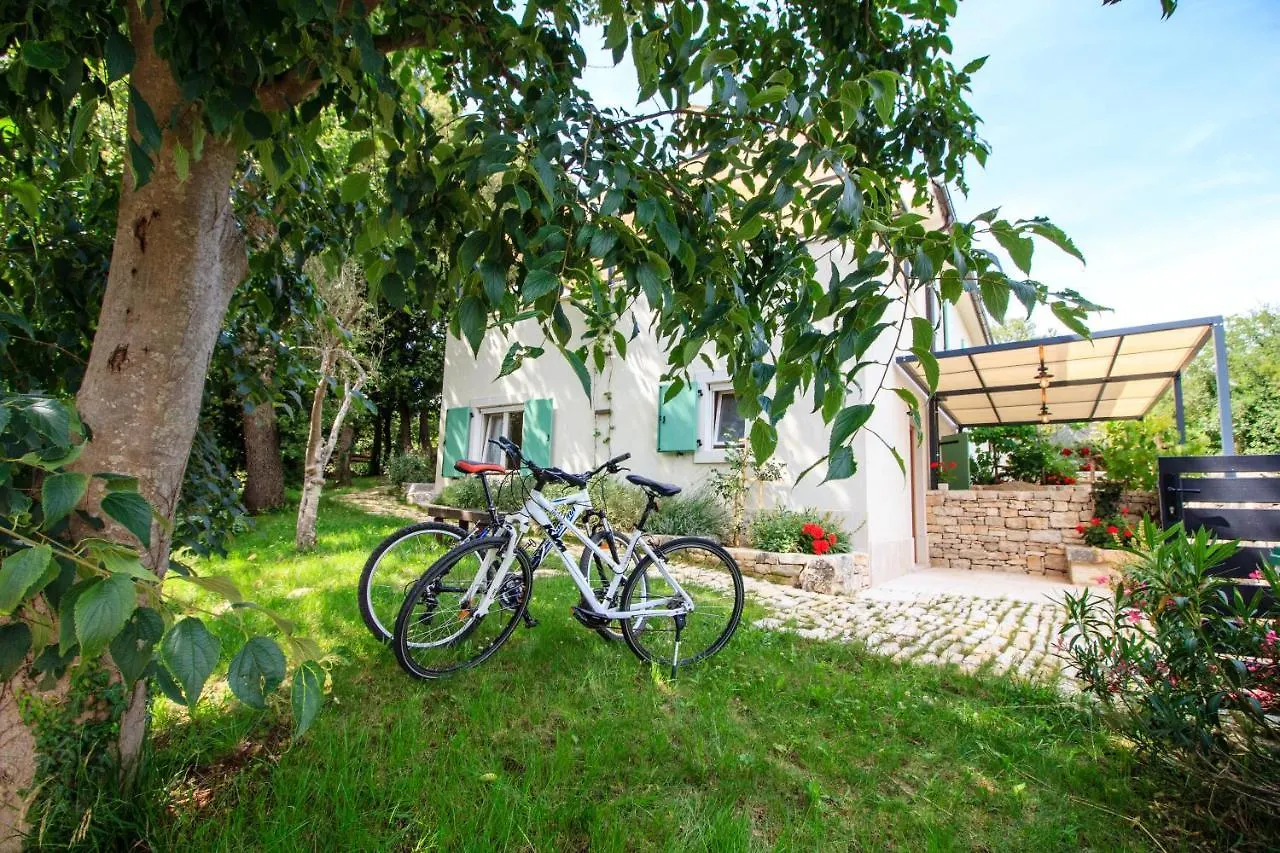 Holiday Home Mikula Krnica Croatia