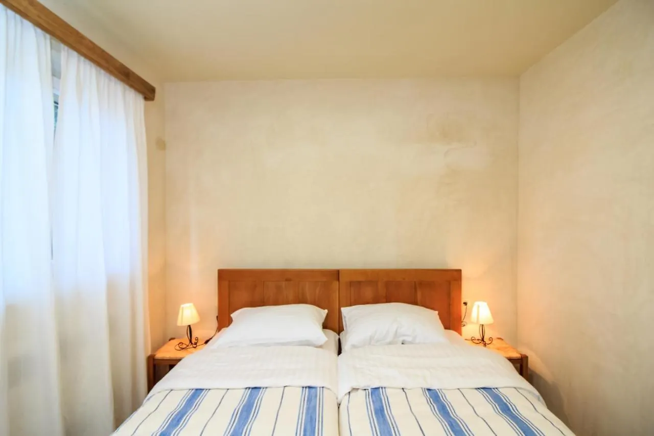 Holiday Home Mikula Krnica Croatia
